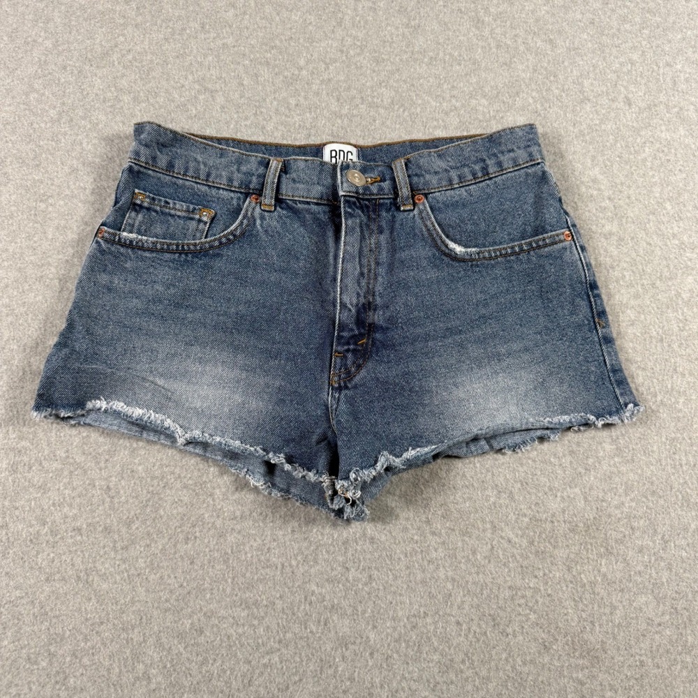 BDG Urban Outfitters Mid-Rise Essential Denim Shorts Blue Cut Off 28 Distressed